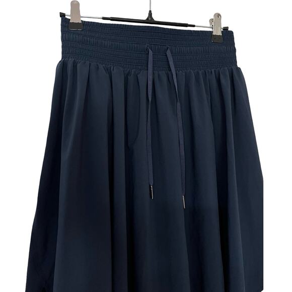 Lululemon Everyday Knee‎ Length Asymmetrical Skirt Size 6 Navy Dance Performance - Picture 3 of 5